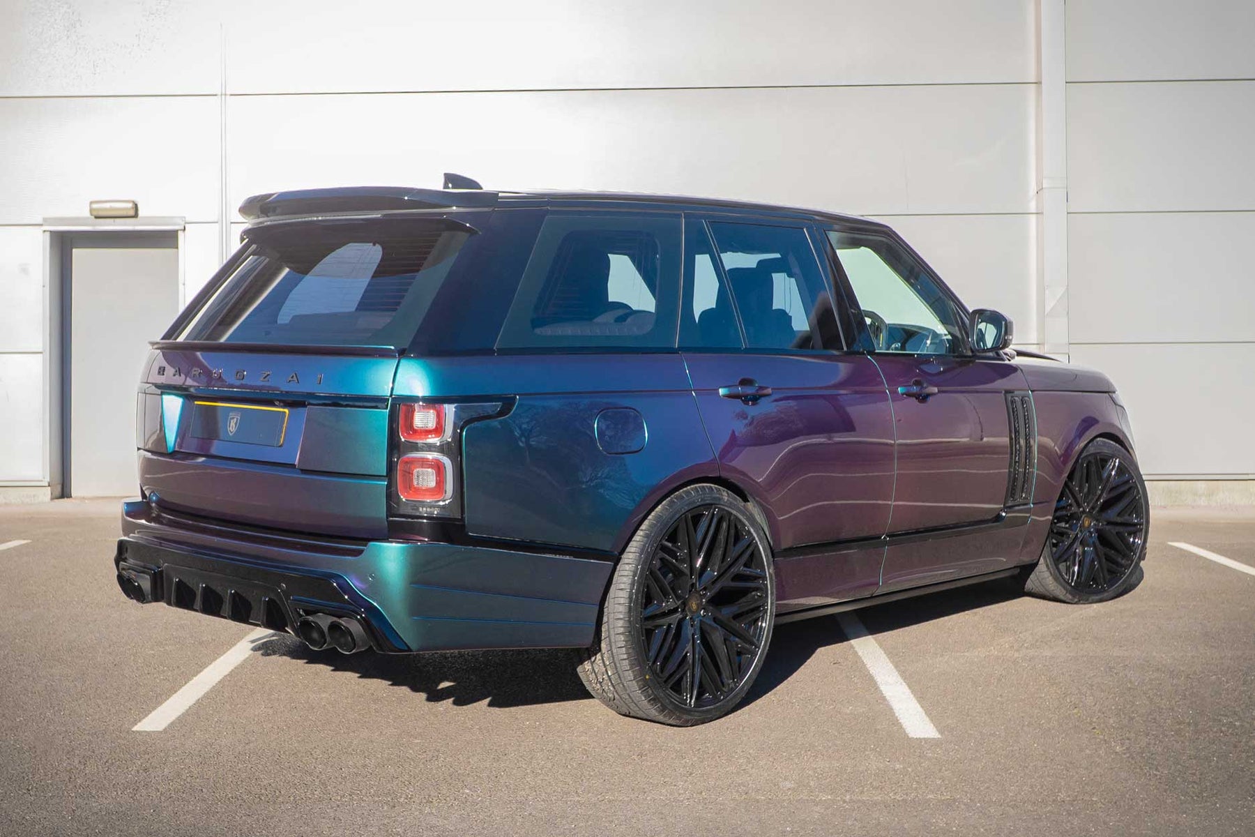 BARUGZAI BISON II (NARROW) CHAMELEON WRAPPED — SHURACAN 24" GLOSS BLACK