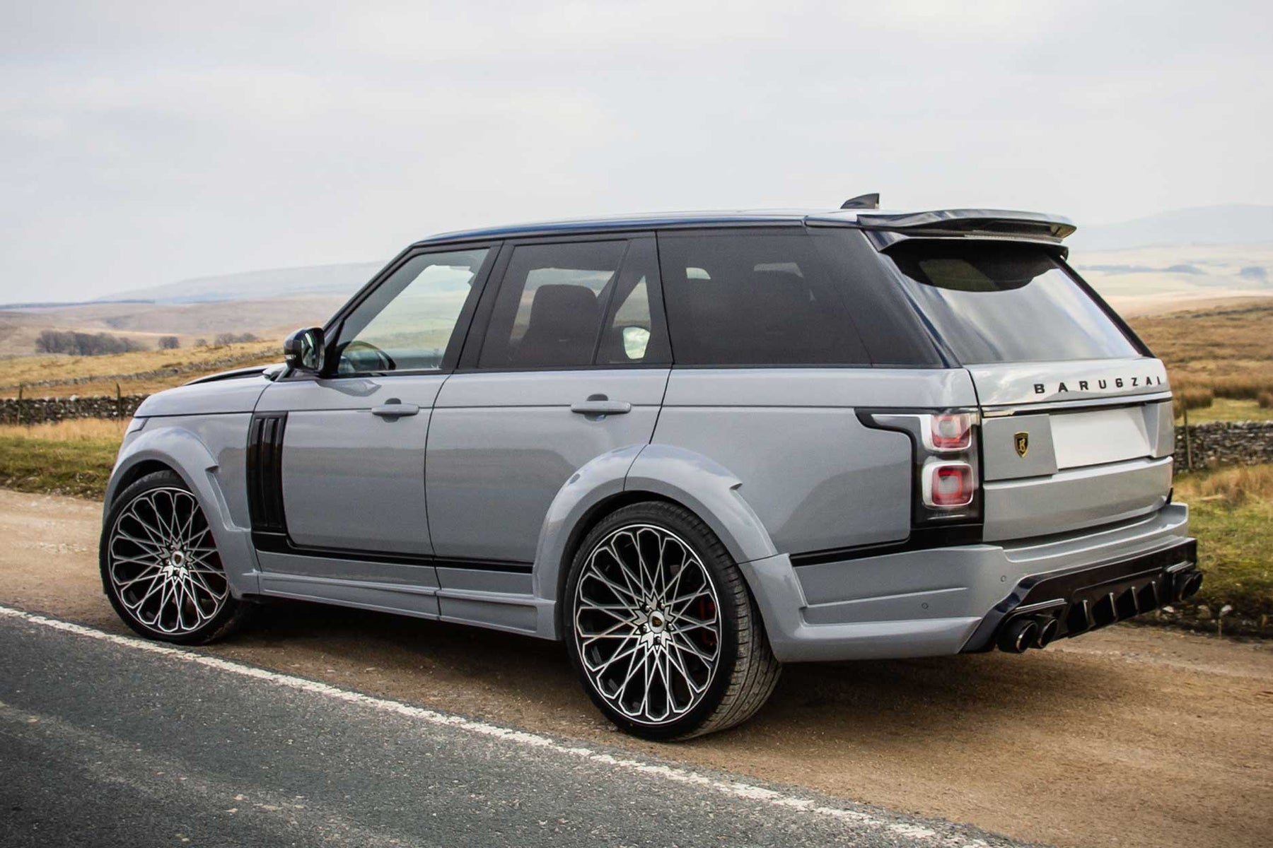 BARUGZAI BISON II (WIDEBODY) GREY — MAJESTIC 24" GLOSS BLACK + POLISHED FACE