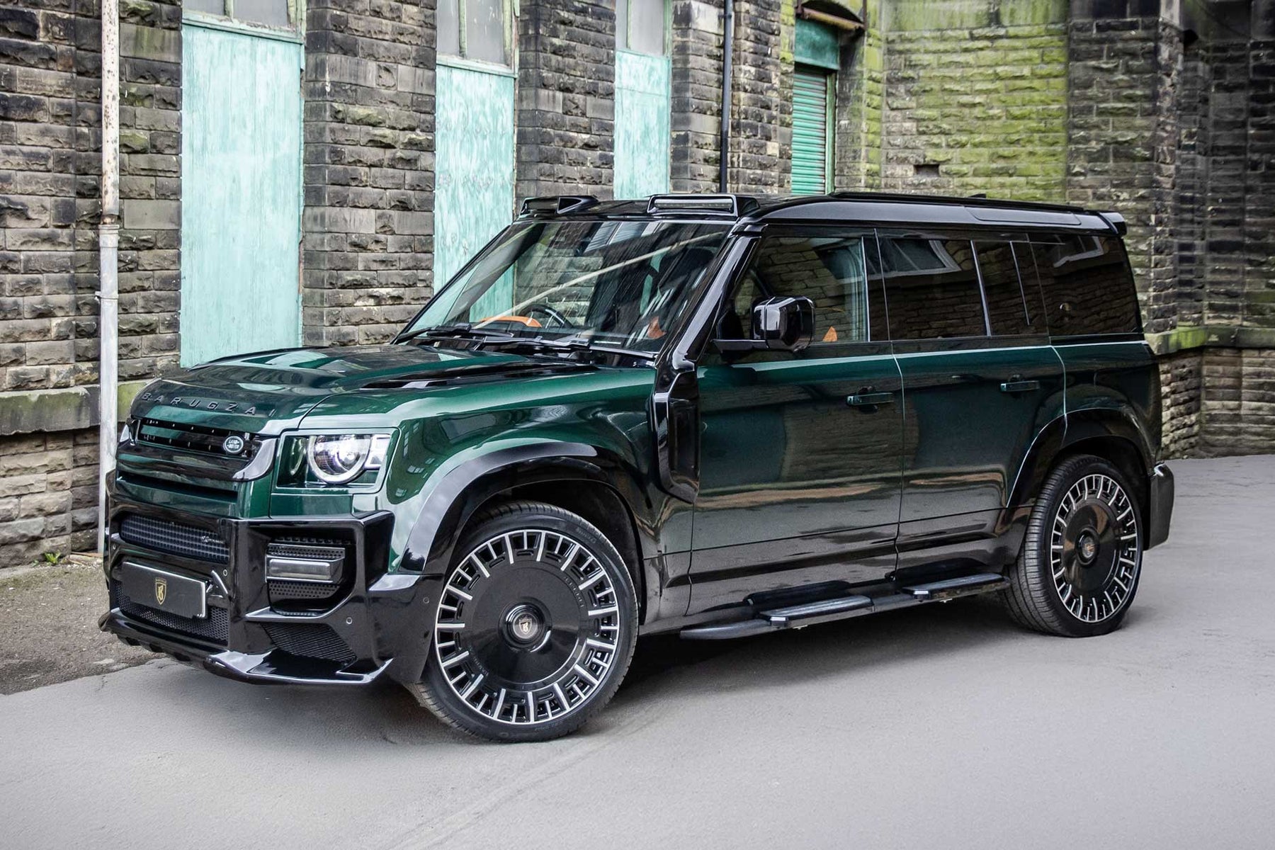 DEFENDER 110 L663 — MONOBLOK 23" — GLOSS BLACK + POLISHED FACE