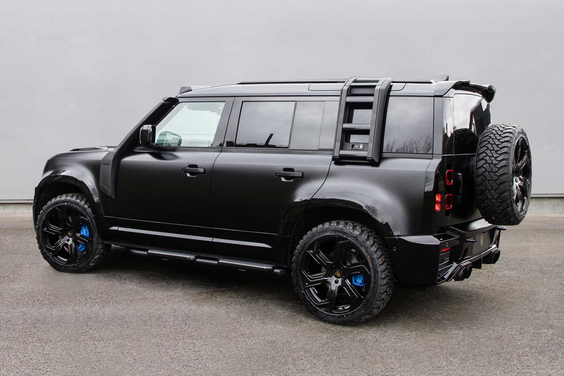 BARUGZAI FALCON 110 SATIN BLACK WRAP — SABRE 22" GLOSS BLACK