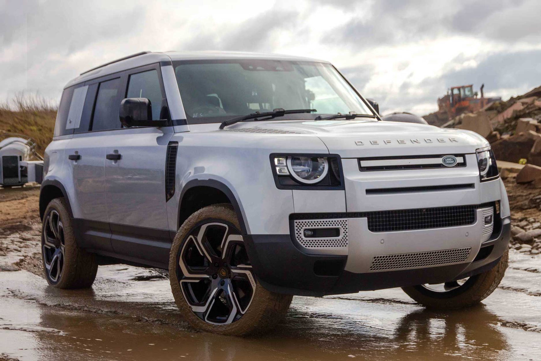 DEFENDER 110 SILVER — SABRE 22" GLOSS BLACK + POLISHED