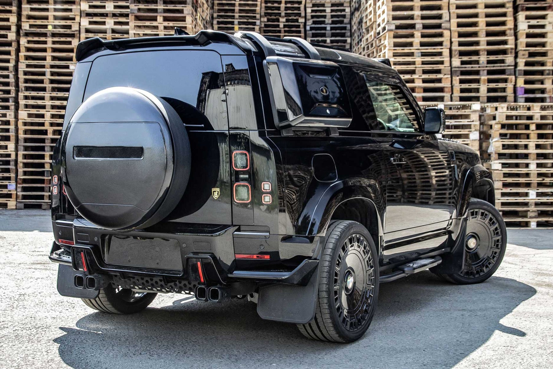 DEFENDER 90 L663 — MONOBLOK 22" — GLOSS BLACK