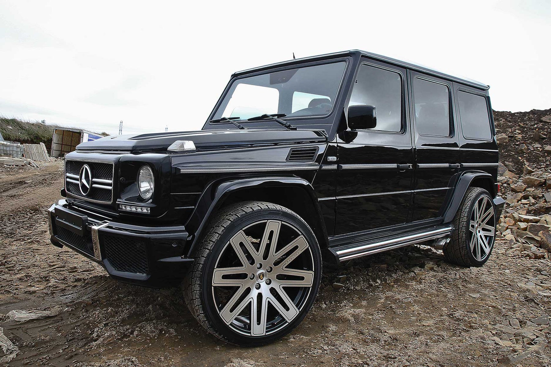 G WAGON W463 BLACK — EXEL 24" GLOSS BLACK + POLISHED FACE