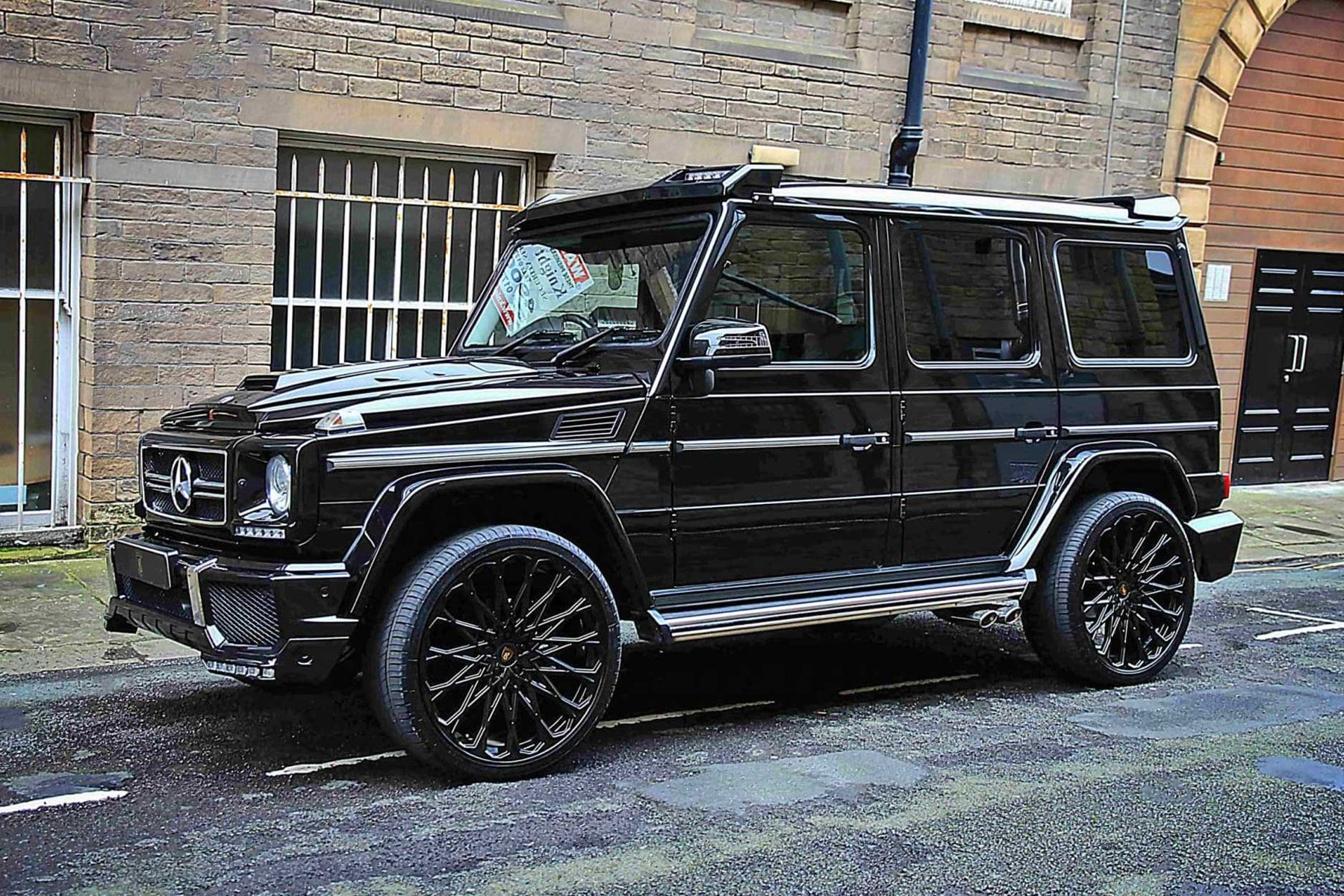G WAGON W463 BLACK — MAJESTIC 24" GLOSS BLACK