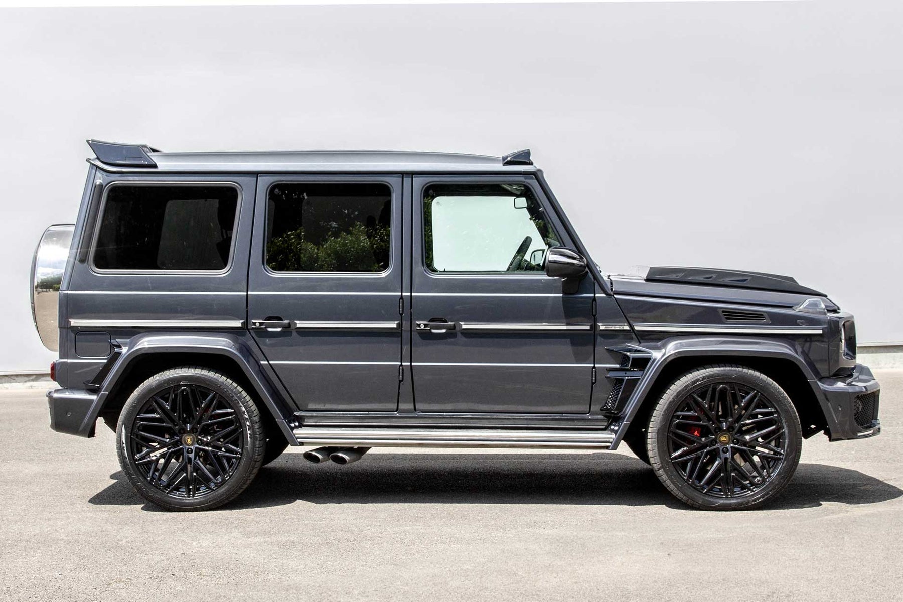 B-STYLE G WAGON W463 TO W464 FACELIFT GREY — SHURACAN 22" GLOSS BLACK