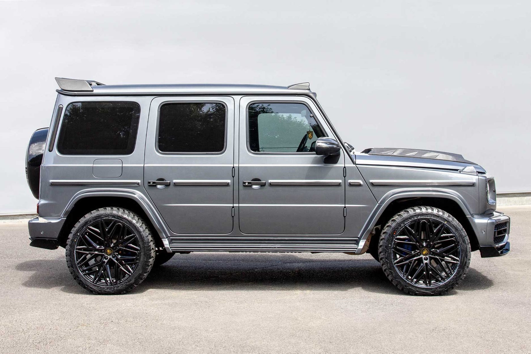  BARUGZAI G WAGON W464 G63 STYLE GREY — SHURACAN 22" GLOSS BLACK